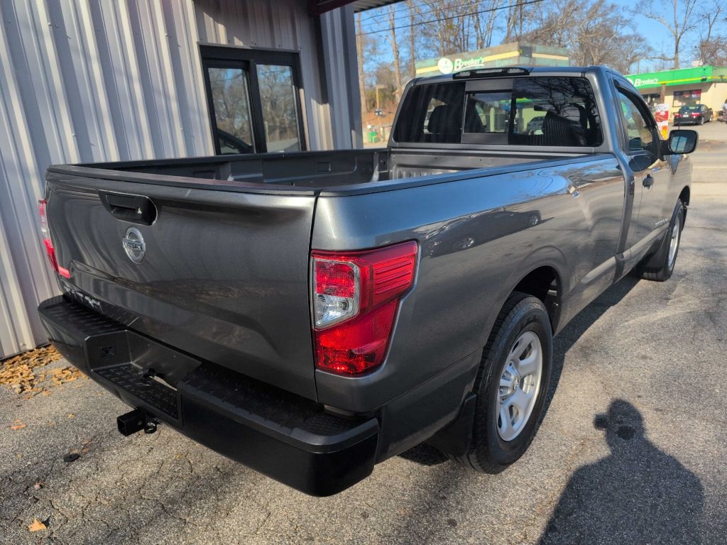 Nissan Titan 2WD 2017