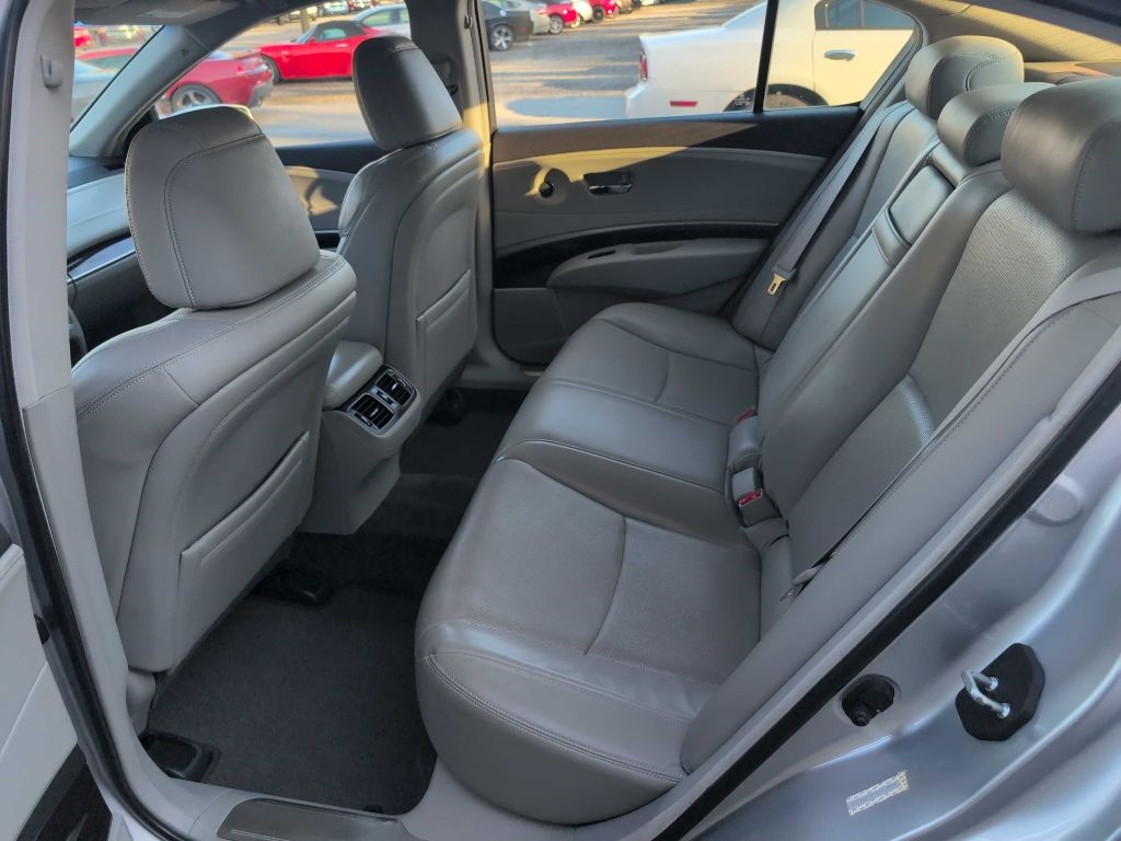 Acura RLX 6-Spd AT w/Technology Package 2014