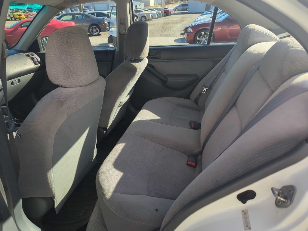 Honda Civic LX sedan 2001