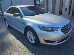 2016 Ford Taurus 