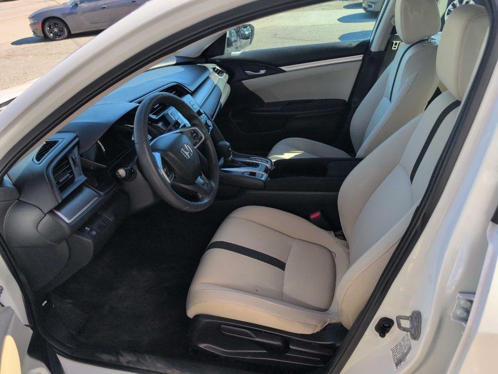 Honda Civic LX Sedan CVT 2016