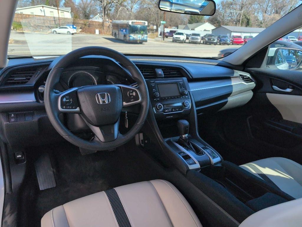 Honda Civic LX Sedan CVT 2016