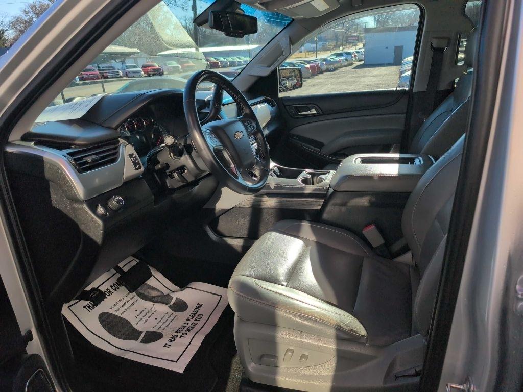 Chevrolet Suburban LT 2WD 2018