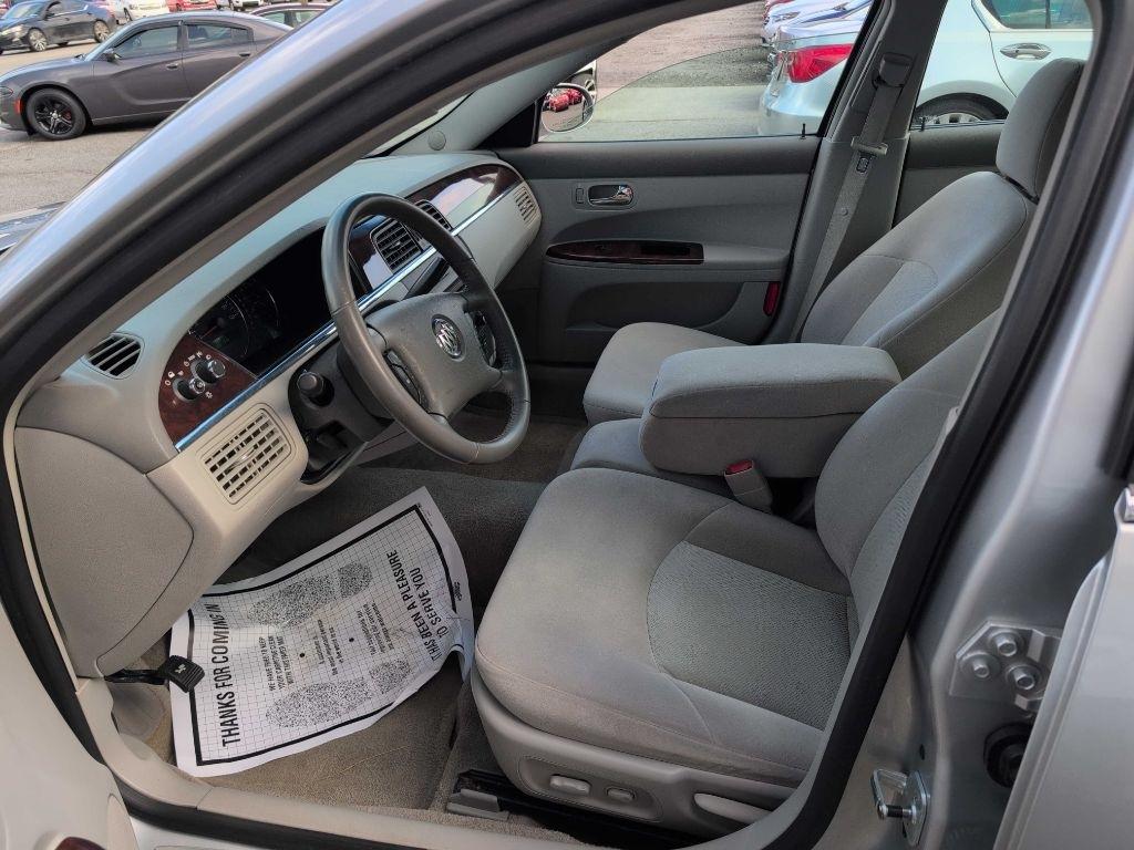 Buick LaCrosse CX 2009