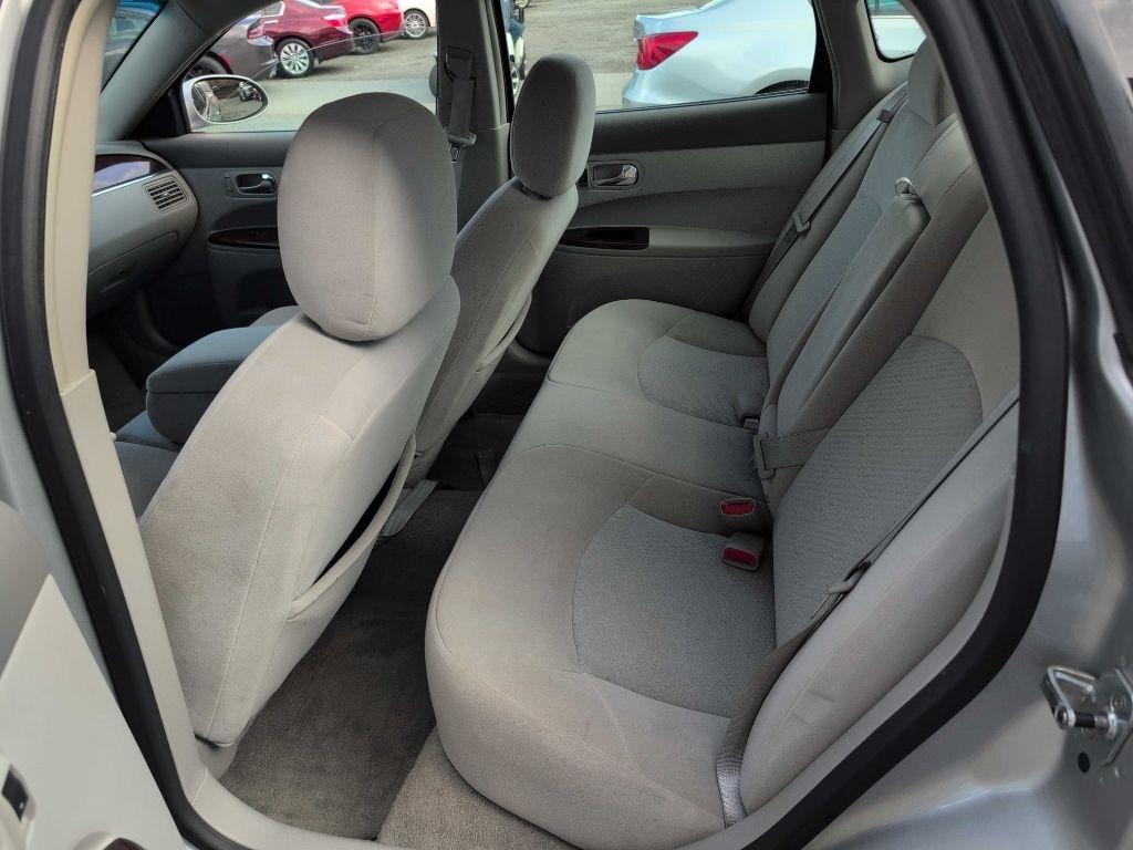 Buick LaCrosse CX 2009