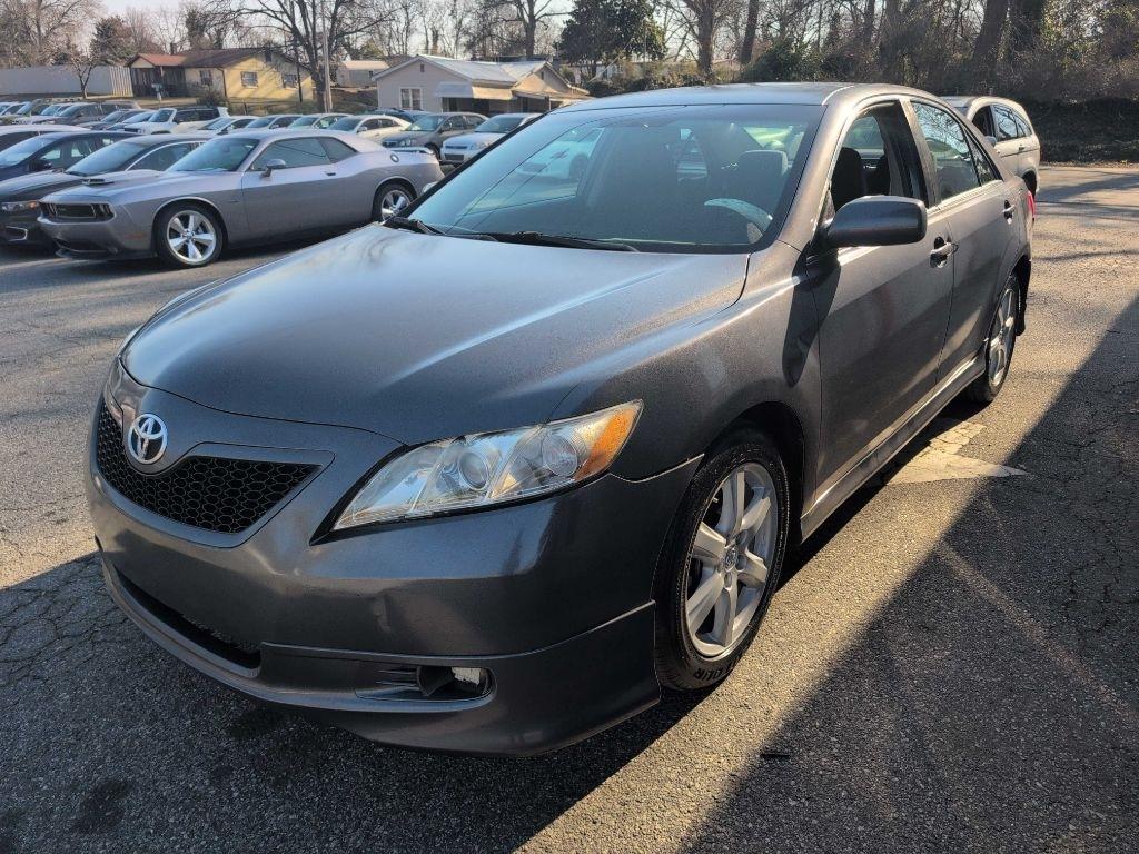 Toyota Camry SE 5-Spd AT 2009