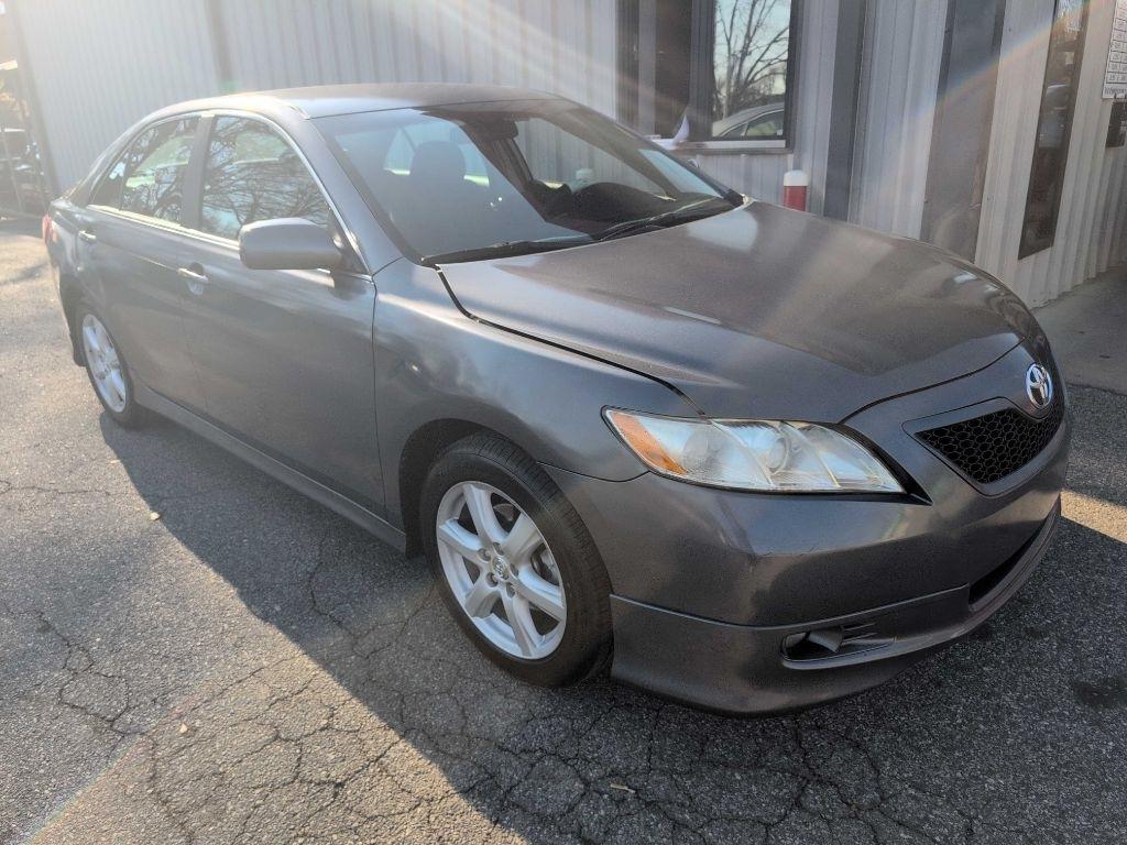 Toyota Camry SE 5-Spd AT 2009