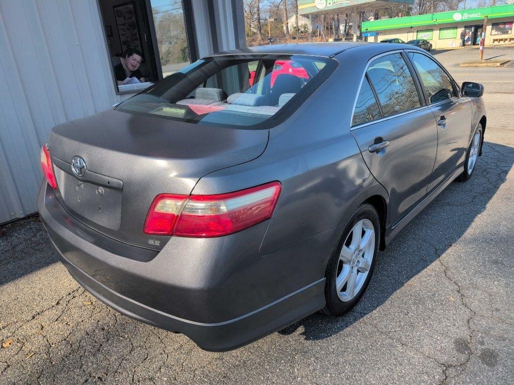 Toyota Camry SE 5-Spd AT 2009
