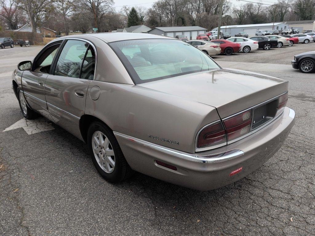 Buick Park Avenue Sedan 2004