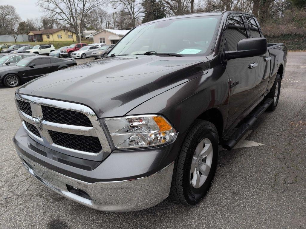 RAM 1500 SLT Quad Cab 2WD 2016