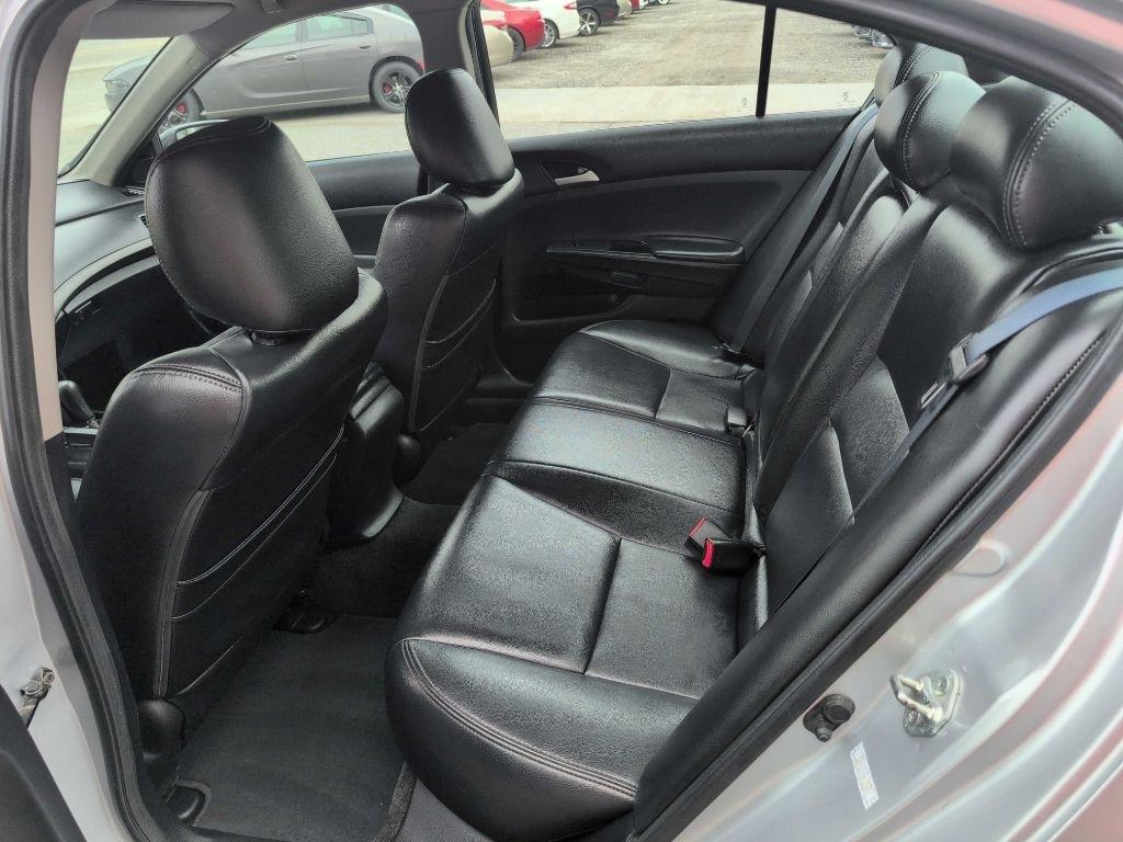 Honda Accord LX-P Sedan AT 2010