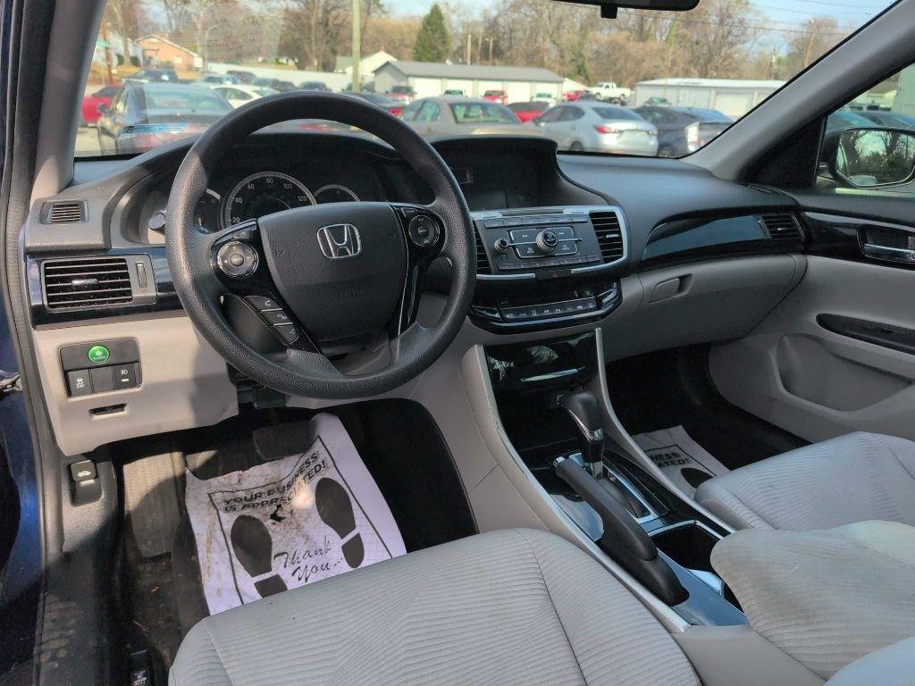 Honda Accord LX Sedan CVT 2017
