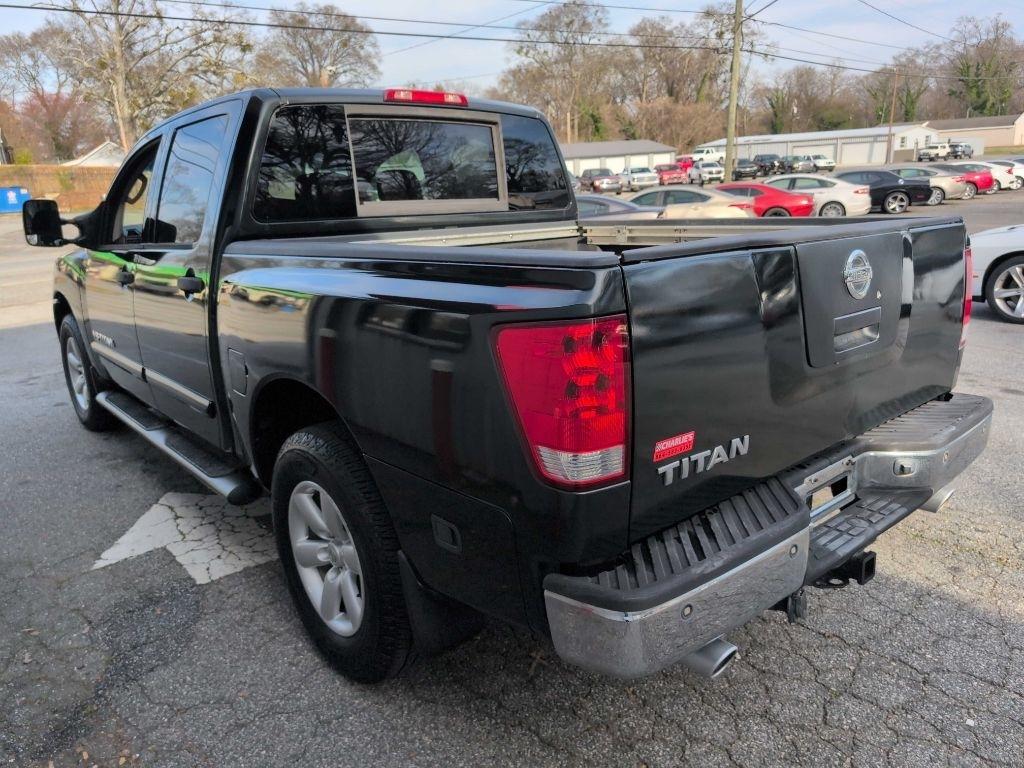 Nissan Titan XE Crew Cab 2WD SWB 2008