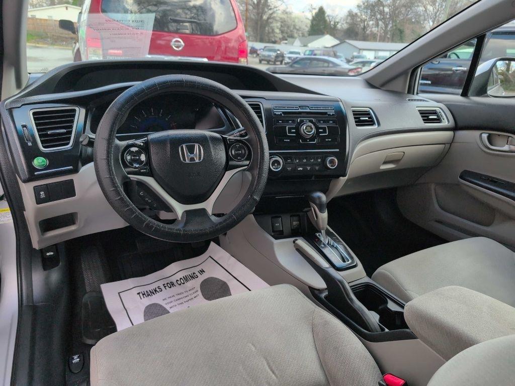 Honda Civic LX Sedan 5-Speed AT 2013