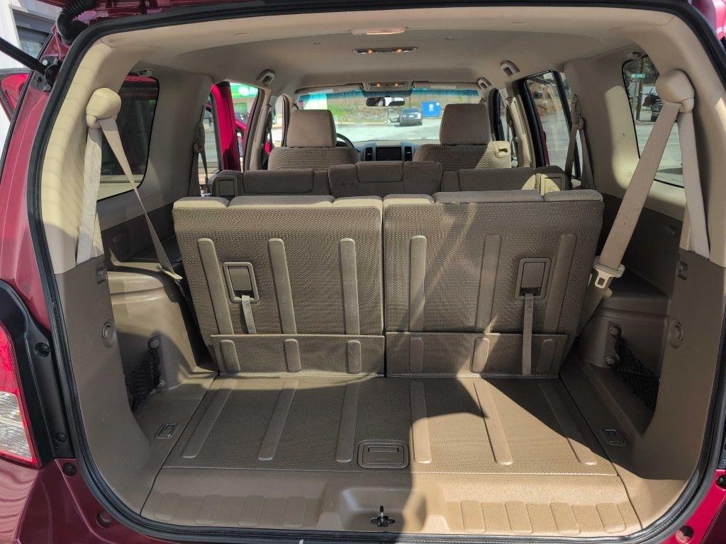 Nissan Pathfinder LE 2WD 2006