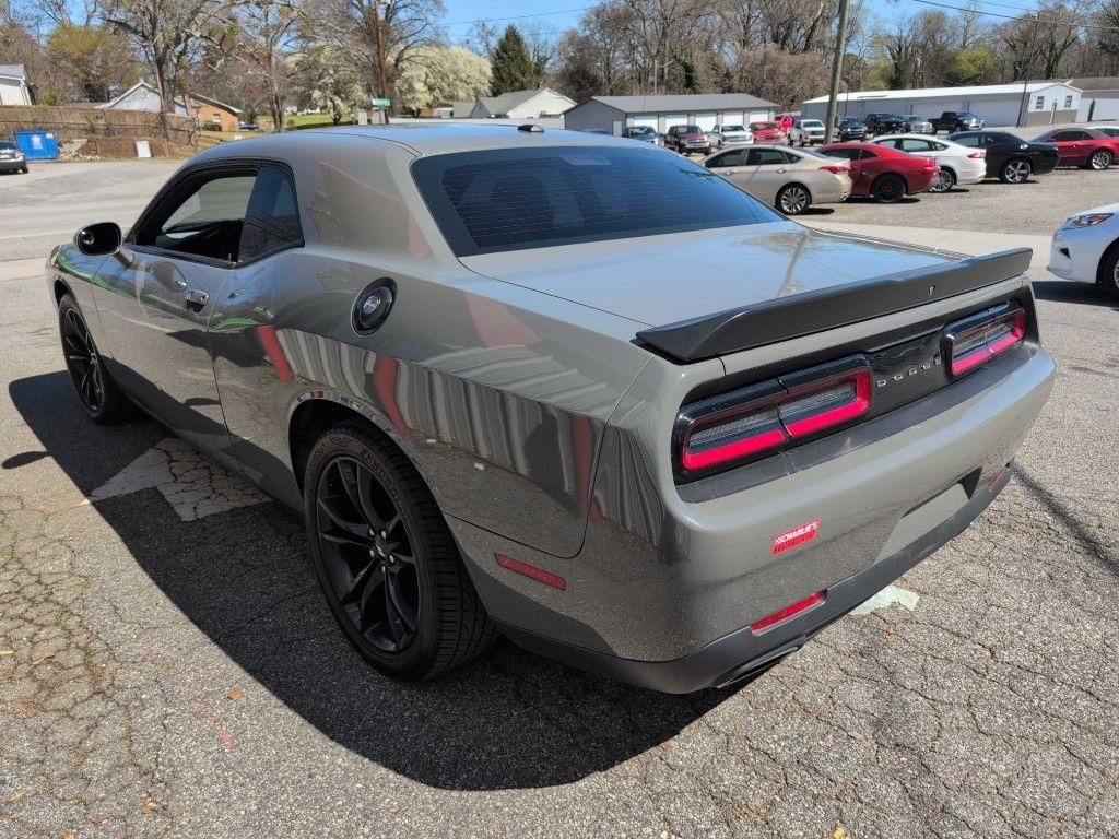 Dodge Challenger SXT 2018