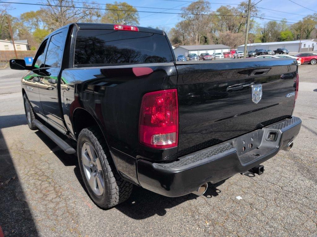 Dodge 1500 ST Crew Cab 4WD 2012