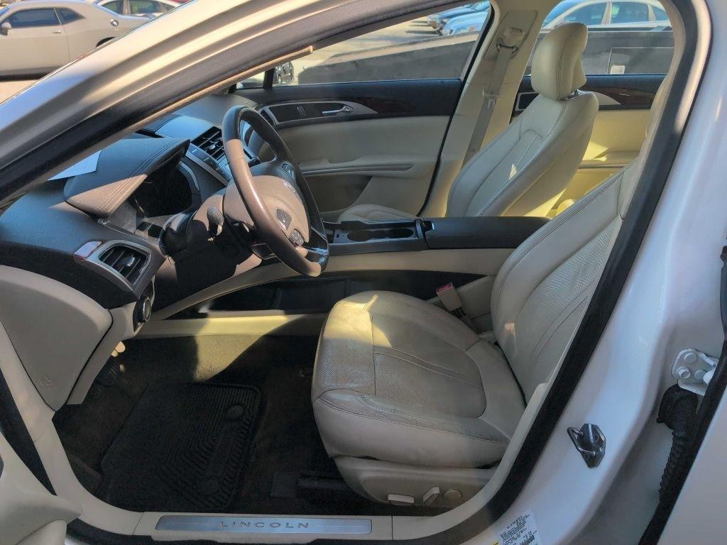 Lincoln MKZ FWD 2013