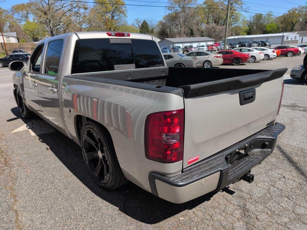 Chevrolet Silverado 1500 LTZ Crew Cab 2WD 2009