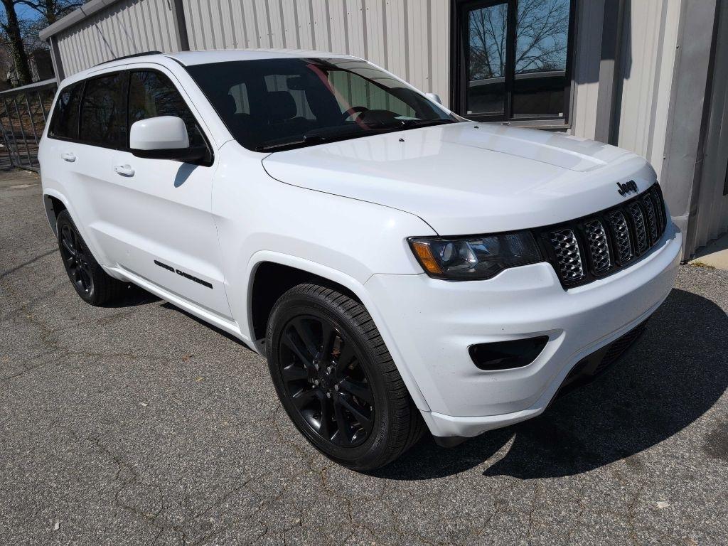 Jeep Grand Cherokee Laredo 2WD 2018