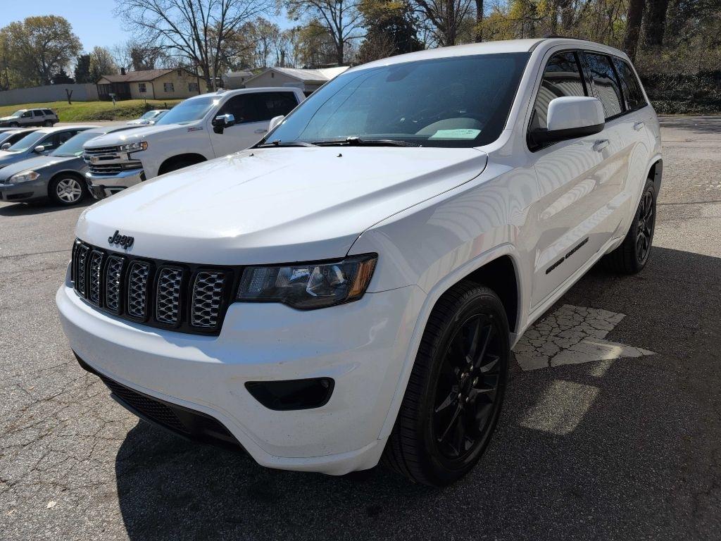 Jeep Grand Cherokee Laredo 2WD 2018