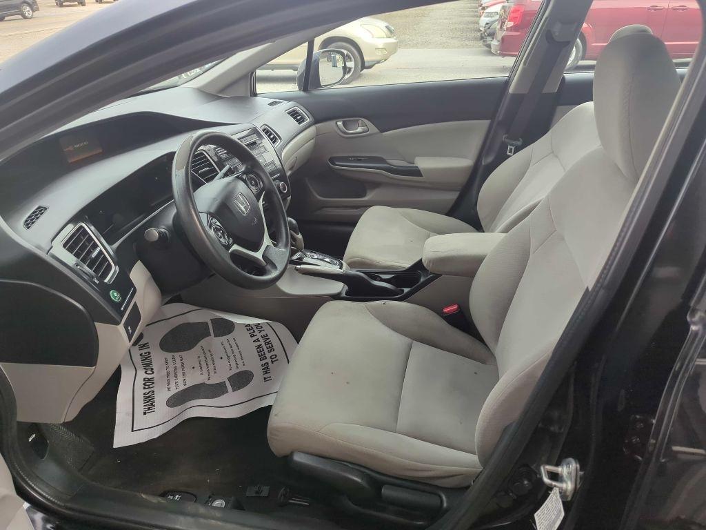 Honda Civic LX Sedan 5-Speed AT 2013