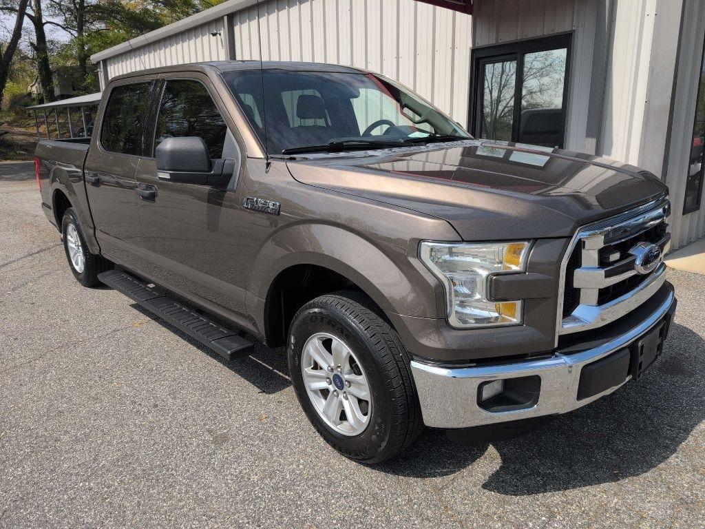 Ford F-150 XL SuperCrew 5.5-ft. Bed 2WD 2016
