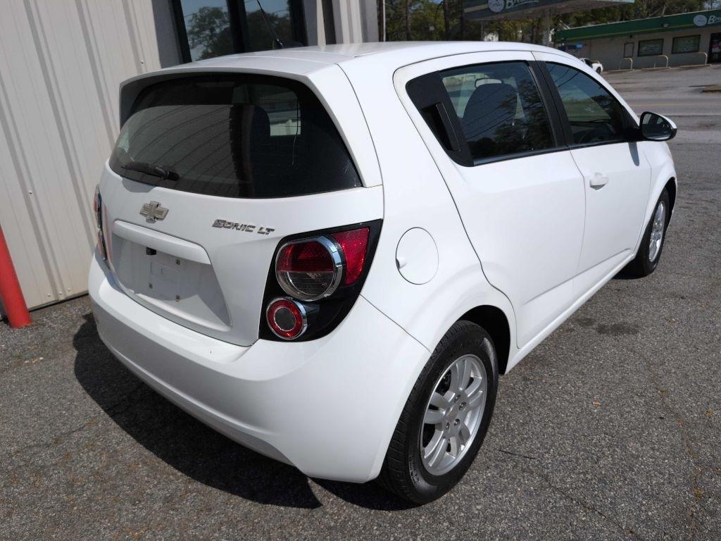 Chevrolet Sonic LT Auto 5-Door 2013