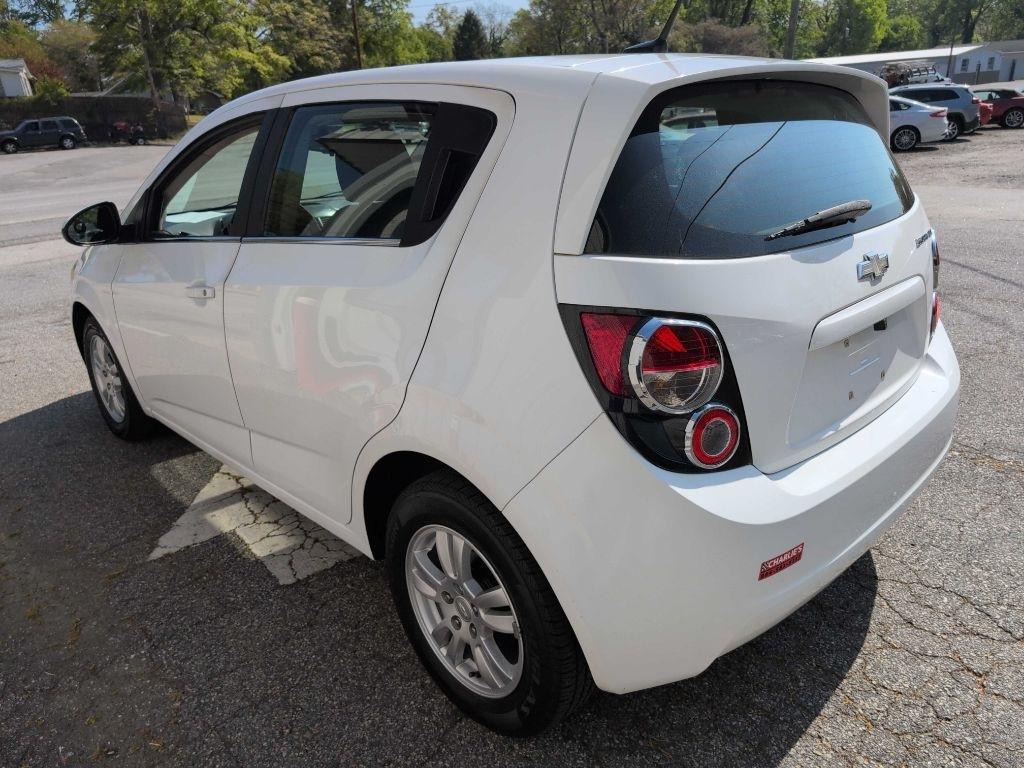 Chevrolet Sonic LT Auto 5-Door 2013