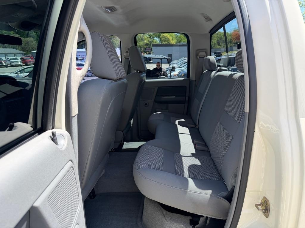 Dodge Ram 1500 ST Quad Cab 2WD 2006