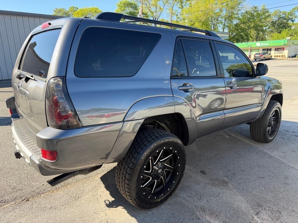 Toyota 4Runner SR5 2WD 2004