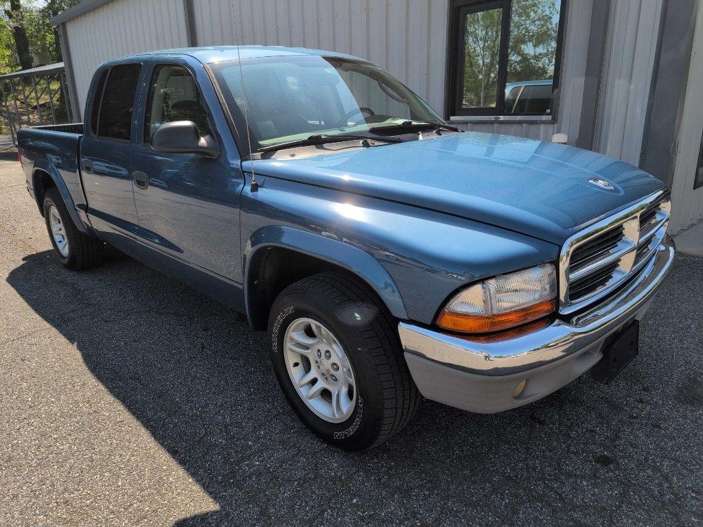 Dodge Dakota SLT Quad Cab 2WD 2003