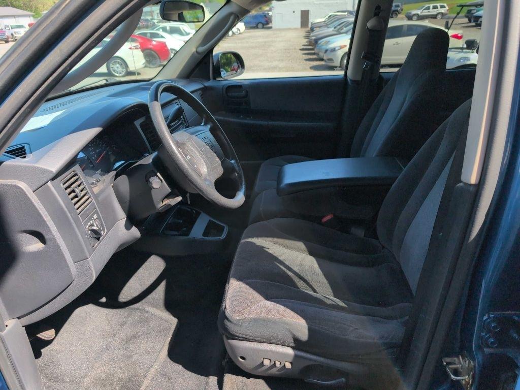 Dodge Dakota SLT Quad Cab 2WD 2003