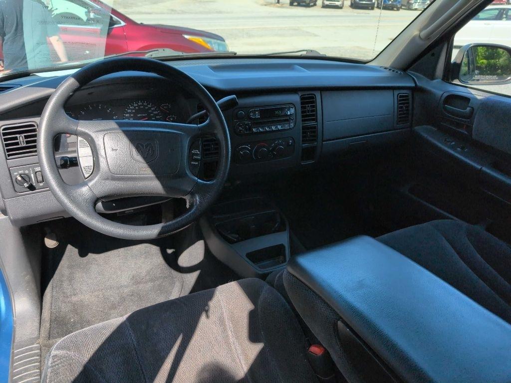 Dodge Dakota SLT Quad Cab 2WD 2003