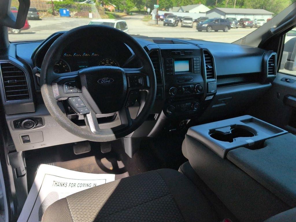 Ford F-150 XL SuperCrew 5.5-ft. Bed 2WD 2017