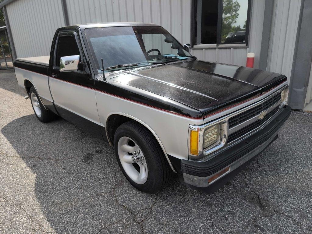 Chevrolet S10 Pickup Reg. Cab Short Bed 2WD 1991