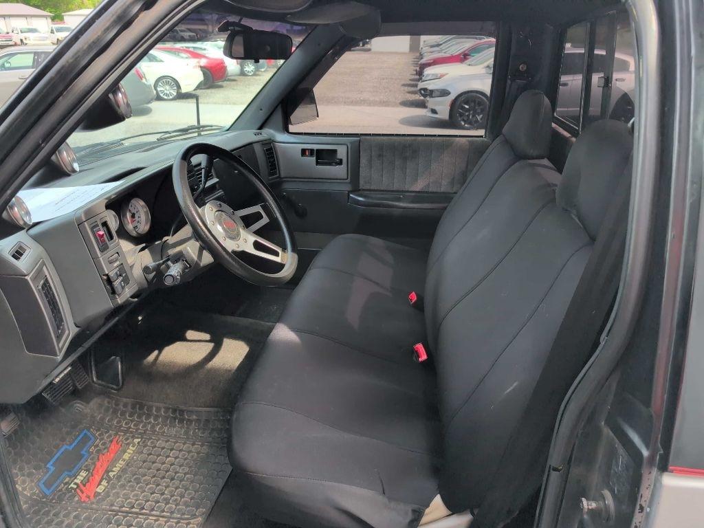 Chevrolet S10 Pickup Reg. Cab Short Bed 2WD 1991