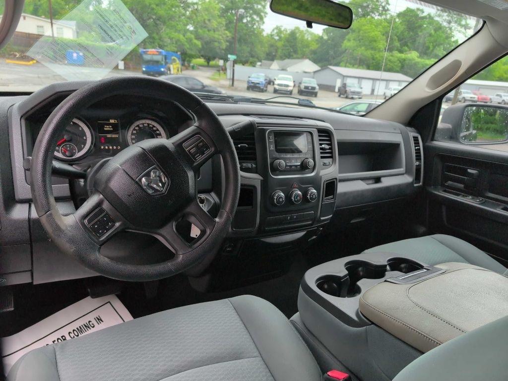 RAM 1500 Tradesman Quad Cab 2WD 2014