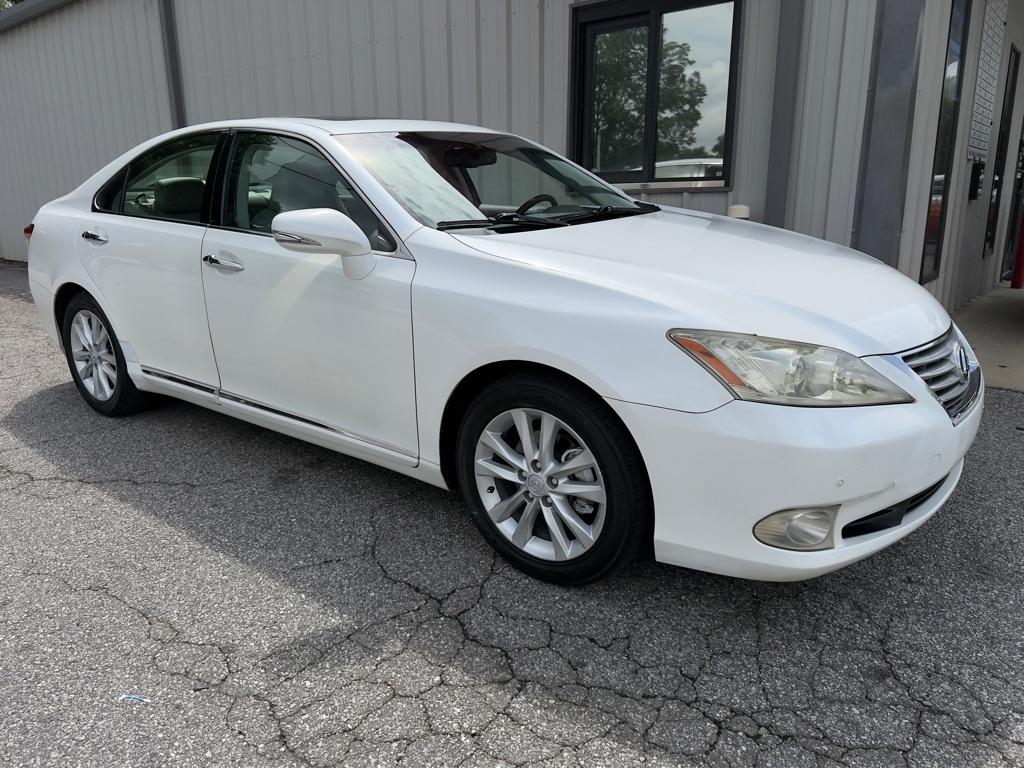 Lexus ES 350 Sedan 2011