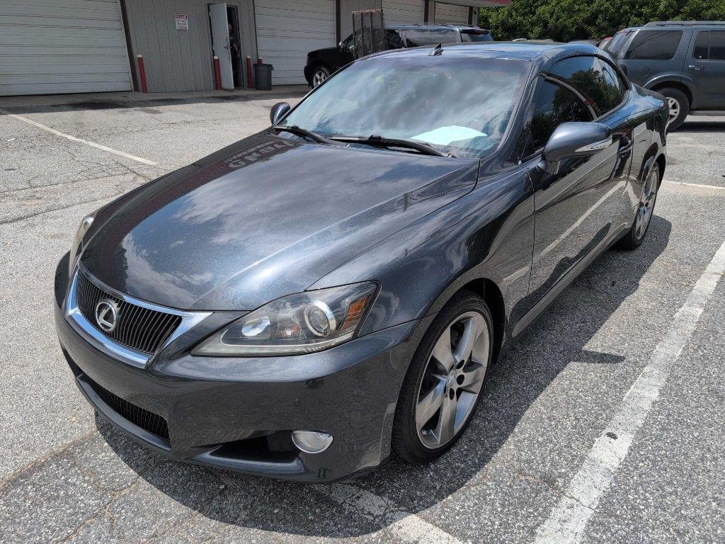 Lexus IS C 250 2011