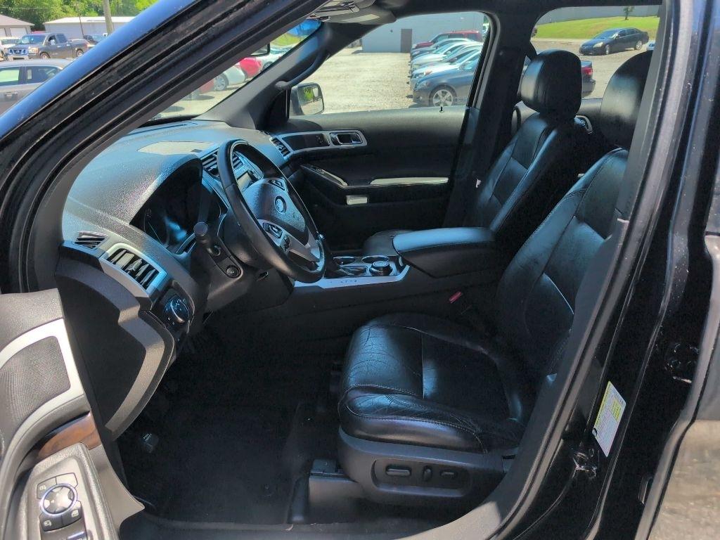 Ford Explorer Limited 4WD 2011