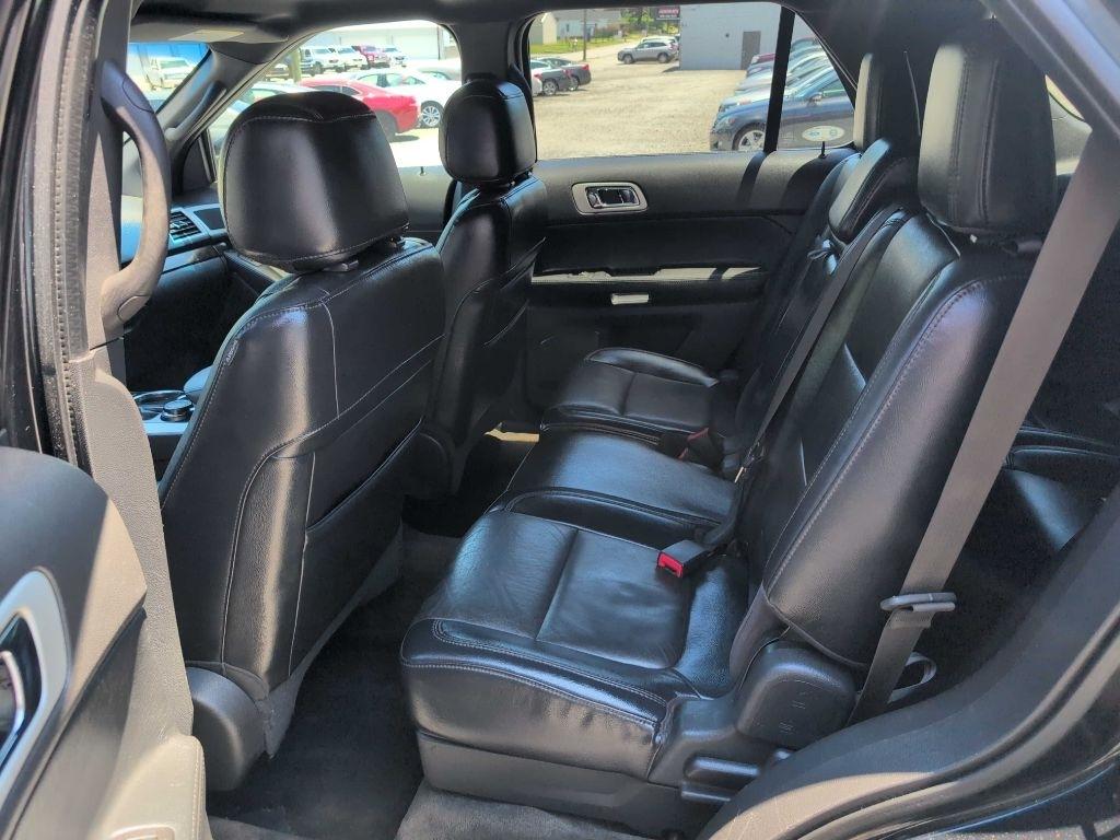 Ford Explorer Limited 4WD 2011