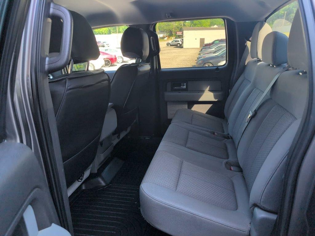Ford F-150 XL SuperCrew 5.5-ft. Bed 2WD 2012
