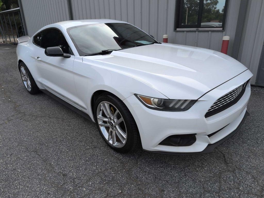 Ford Mustang EcoBoost Coupe 2017