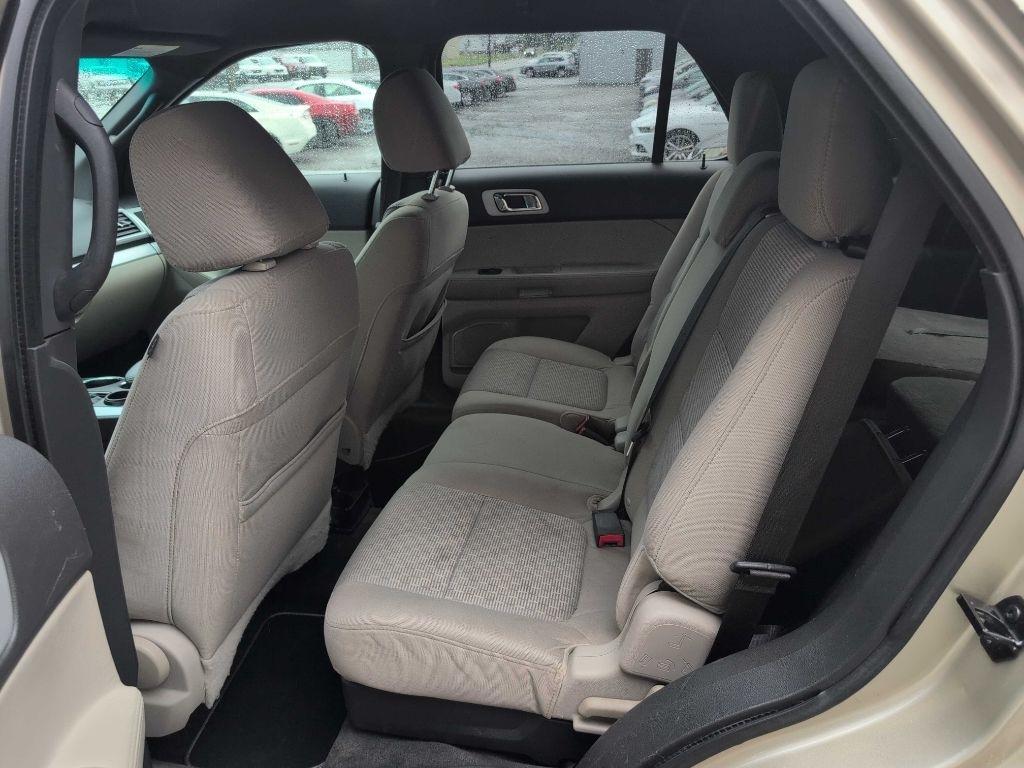 Ford Explorer XLT FWD 2011