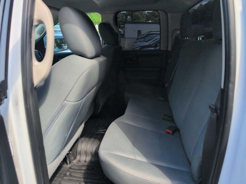RAM 1500 Tradesman Quad Cab 2WD 2018