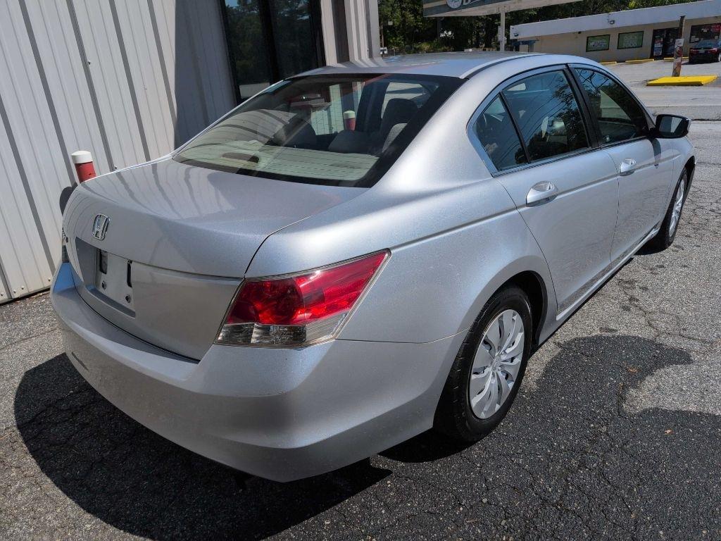 Honda Accord LX sedan AT 2010