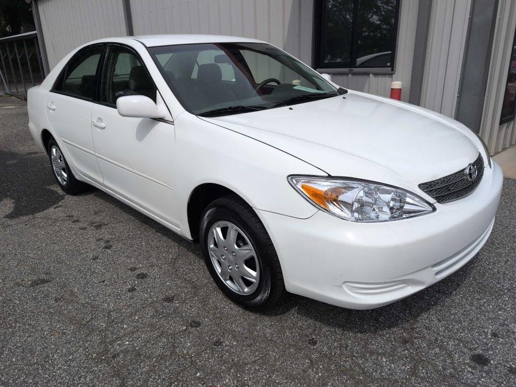 Toyota Camry LE 2002