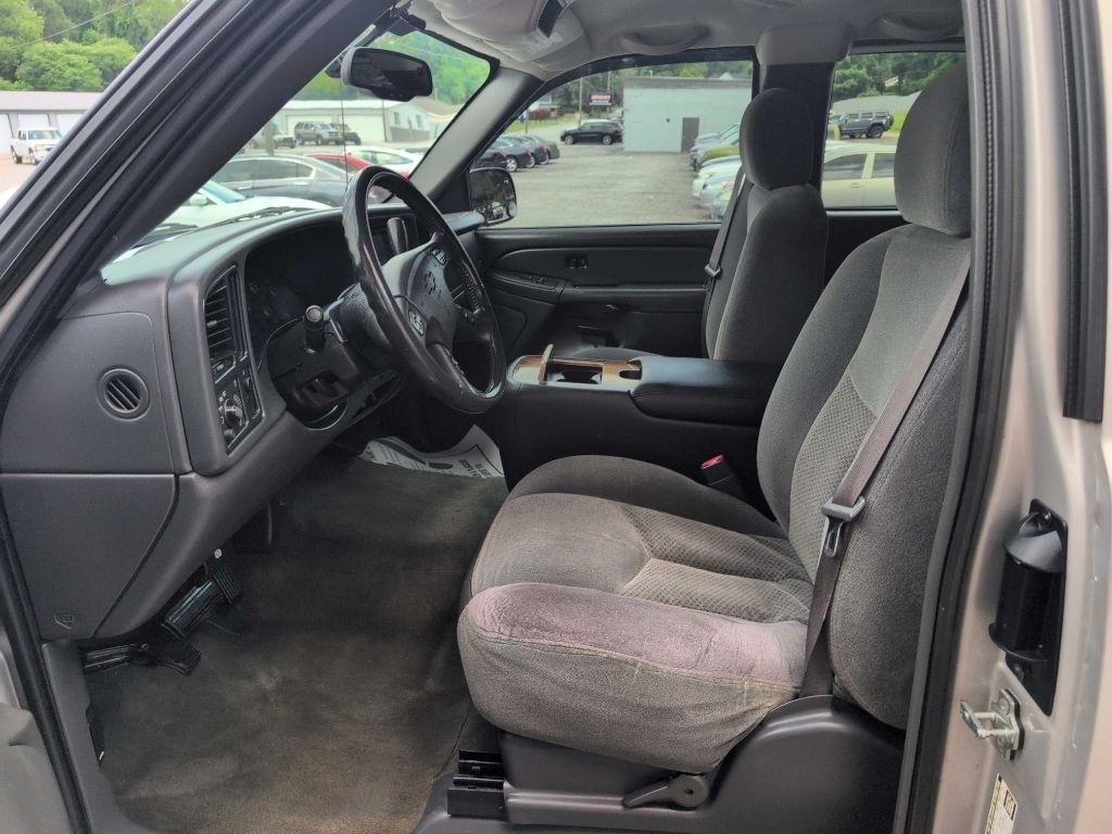 Chevrolet Silverado 1500 Work Truck Ext. Cab Short Bed 2WD 2004