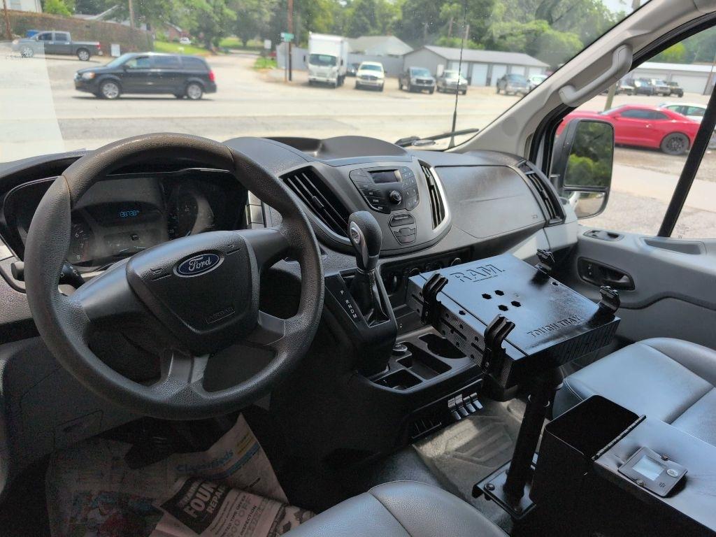 Ford Transit 150 Van Low Roof 60/40 Pass. 130-in. WB 2018